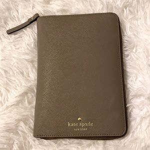 kate spade zip around personal organizer